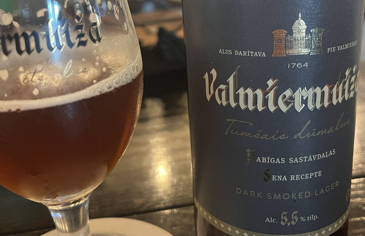 Läti muutis alkoholi müügireegleid 1. augustist. 

Poed võivad alkoholi müüa esmaspäevast laupäevani kell 10:00–20:00, varem oli kauplustes võimalik alkoholi osta kuni 22:00
Pühapäeviti on müük lubatud kell 10:00–18:00.

Söögikohti ei puuduta. Rahvarahutusi pole näha.