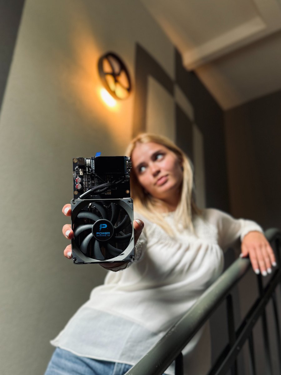 Power Mining (@powerminingfarm) on Twitter photo 🚨 Win NerdQaxe++ with 4.8 TH/s 🚨
🔁 Retweet this post
👥 Follow <a href="/PowerMiningFarm/">Power Mining</a>
💬 Tag your friend or comment something nice
Announcing the winner on Friday 22th of August 😎
#giveaway #bitcoin #mining 🚨 Win NerdQaxe++ with 4.8 TH/s 🚨
🔁 Retweet this post
👥 Follow <a href="/PowerMiningFarm/">Power Mining</a>
💬 Tag your friend or comment something nice
Announcing the winner on Friday 22th of August 😎
#giveaway #bitcoin #mining