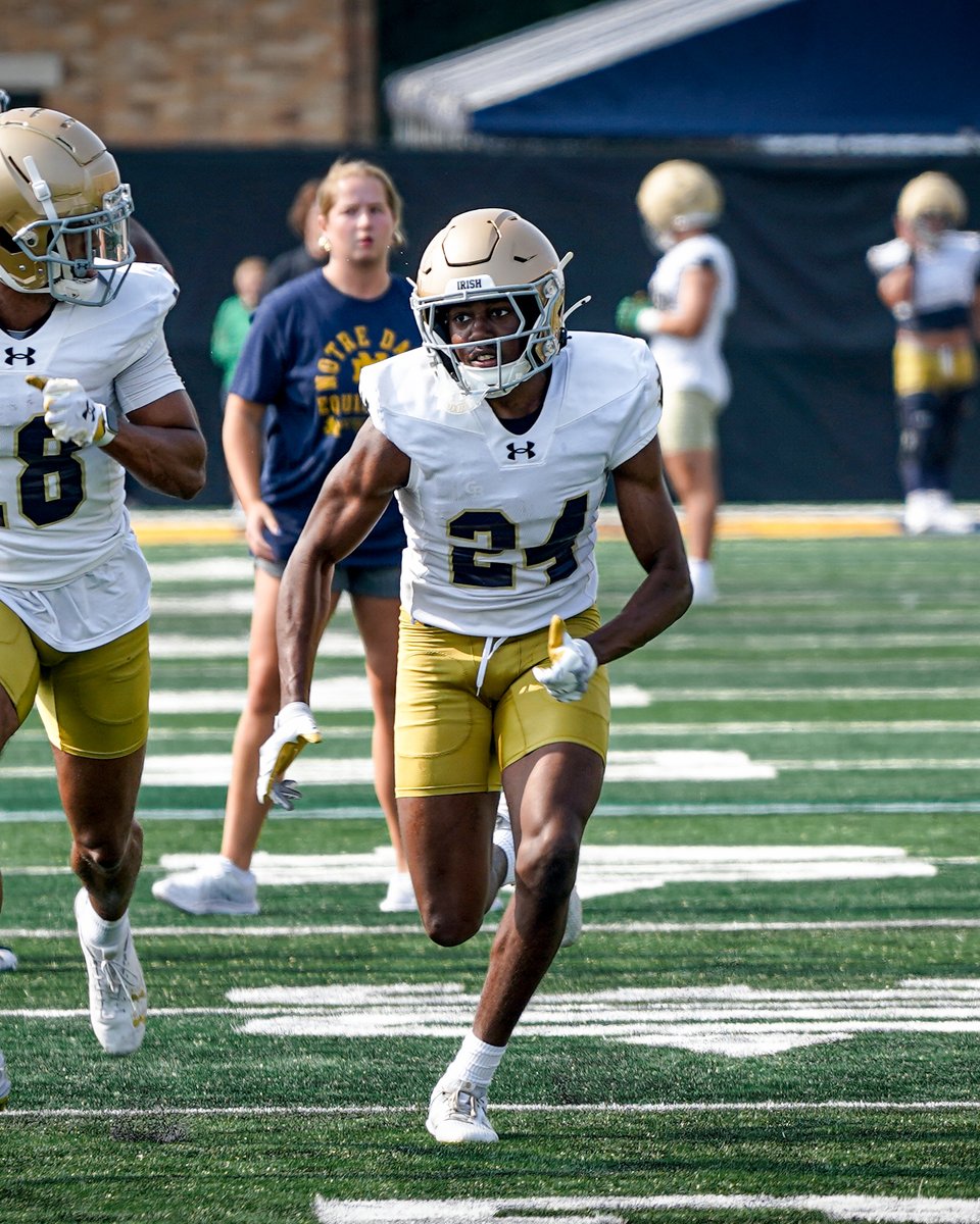 Notre Dame CB Mark Zackery IV Proves He Belongs in First Fall Camp

“Christian (Gray) has told me, strive to perfect one thing every day. Don’t cloud your head trying to do a whole bunch of different things in one day." 

irishsportsdaily.com/s/25989/notre-…