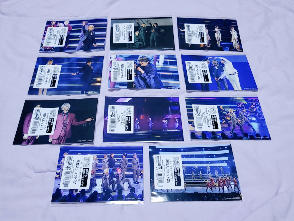 mareioru23's tweet photo. [RT=❤️] 
루나페스 극중사진 랜블마(트레브로) 교환 구합니다.

저: 사진상의 갠블마 및 단체 블마
👼: 시키 갠블마 / 시키+츠바사 투샷 블마 / SolidS 단체 블마

갠블마 🔄 단체 블마 ⭕️
다대일 교환 ⭕️

자세한 내용은 멘션이나 DM으로 편히 문의 주세요!💁‍♀️ https://t.co/lOtFwgMPZJ