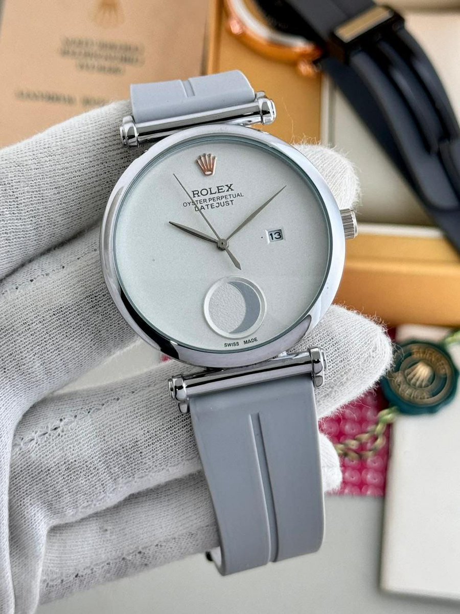 🔥 TRENDING NOW – ROLEX MEN’S WATCH 🔥

✅ Authentic Luxury Style ⌚
✅ Perfect for Gentlemen with Class 👔
✅ Trending 2025 Must-Have 📈
✅ Price: ONLY 6,000 KSH 💵
⏳ Limited Stock – First Come, First Served!
📩 DM to secure yours today!
✨ Because real men wear time in style.