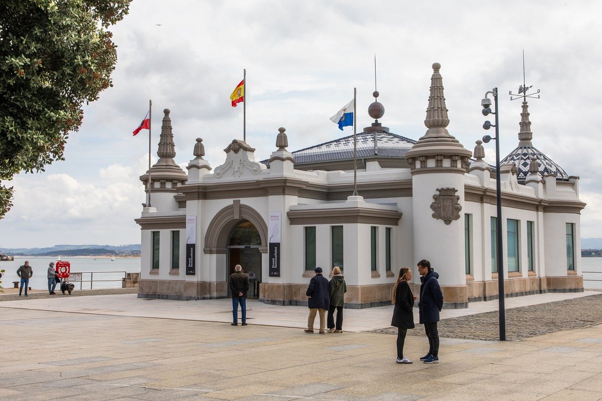 🎉 Te invitamos a celebrar con nosotros el 40 aniversario del #PalacetedelEmbarcadero como sala de #arte

🗓 Sábado, 23 de agosto, en el exterior del edificio, espectáculo de video mapping, luz y sonido.

4 pases: 22:00, 22:15, 22:30 y 22:45 horas.

➡️ acortar.link/ixRCas
