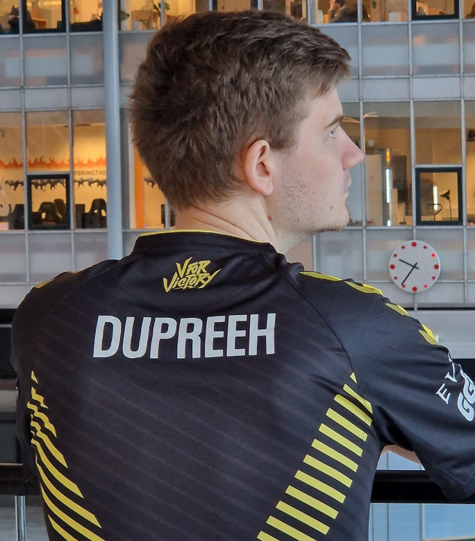 Ozzny_CS2's tweet image. Vitality are reportedly starting an Academy team, which is set to be coached by dupreeh ‼️

(via @lasourcegg x @KRL_STREAM)