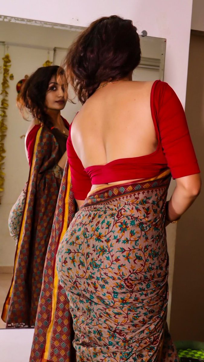 SpicyDivas69's tweet image. #SanamJoshi 
#model #actress #sareelover