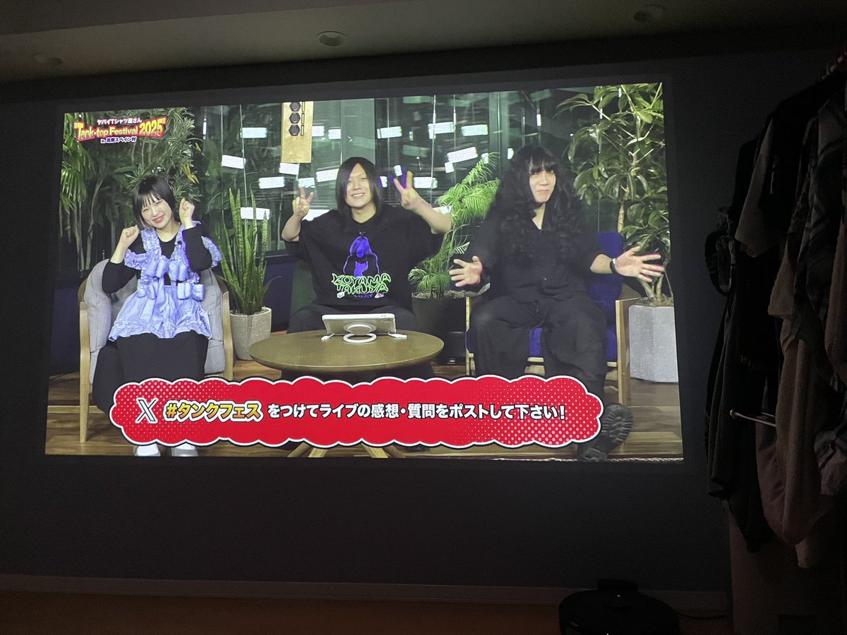 hide__customer's tweet photo. すでに面白い🤣

#タンクフェス https://t.co/SsMANSZo0q