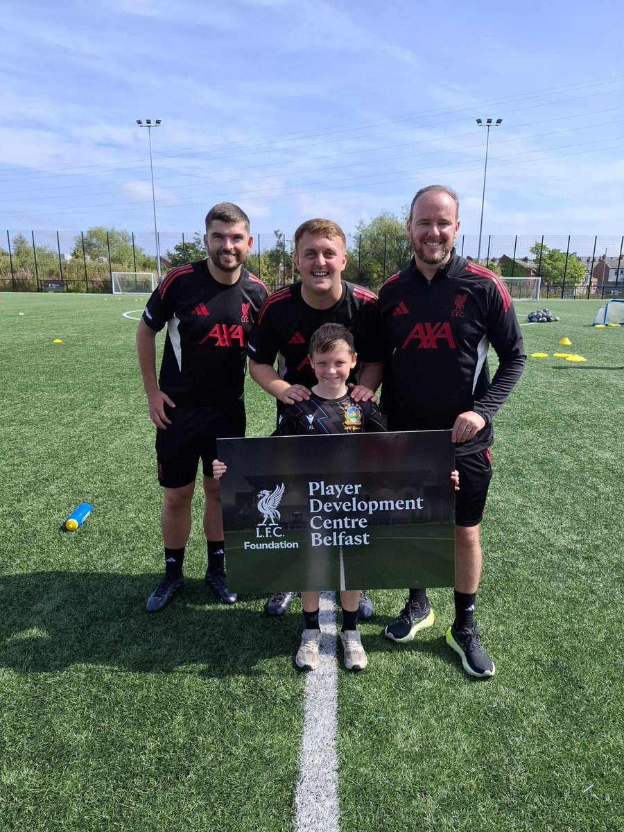 Caelan and Aaron had the best time at our new Player Development Centre at Avoniel, Belfast 🙌✨

Thank you for a fantastic turnout, we can't wait to see more of you here in the near future!