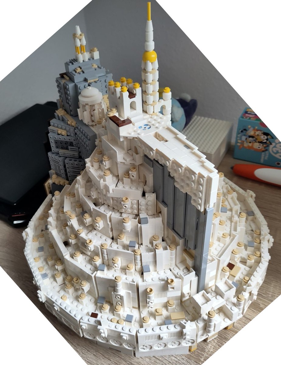Kane2342's tweet photo. oh damn... i think i have an error in my build... looks like i built Minas Tirith instead of the Taj Mahal... welp... 
Finished Structure and at last some detailing :) https://t.co/oN3yNXbQuN