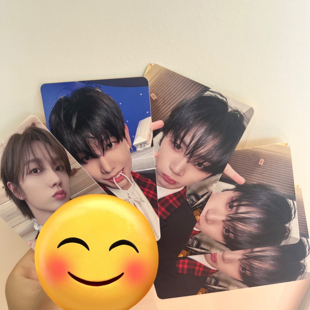 hanibeom's tweet photo. @X1O19_ リプ失礼いたします🙇🏻‍♀️
ソンホ所持しているのですが、リウと交換可能でしょうか？
郵送希望です📮
ご検討よろしくお願いいたします。 https://t.co/S98haYuQgF
