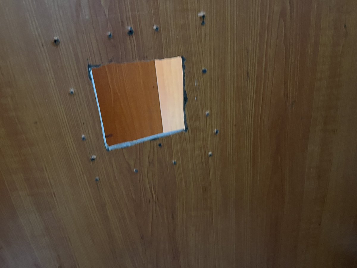 德威尔。 tweet media