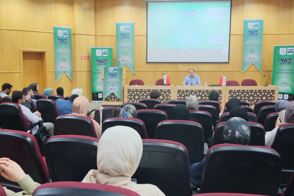 İslam Araştırmaları Merkezi (İSAM) iş birliğiyle düzenlendiğimiz 2025 Lisansüstü Yaz Kampı, “İslam Düşünce Geleneğinde İlim” temasıyla İstanbul’da başladı.

Yüksek lisans ve doktora öğrencisi 41 bursiyer, bilgi ve ilimle dolu tematik yaz kampında bir araya geldi.