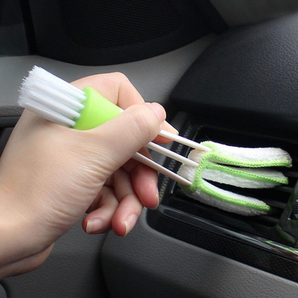 UnicunShop's tweet image. Say goodbye to dusty AC vents! 👋 Our Multifunctional Duster Brush reaches those tricky spots with ease.  Cleaning has never been so fun (or effective!). 😎 Get yours here: unicun.com/product/multif… #cleaninghacks #acmaintenance #dustbuster