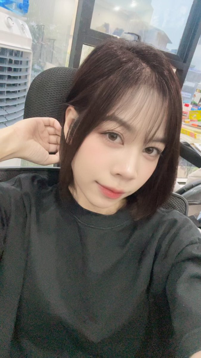 miu100417's tweet photo. 新しいヘアスタイル、どうかな？☺️ https://t.co/u1NFxyFa2l