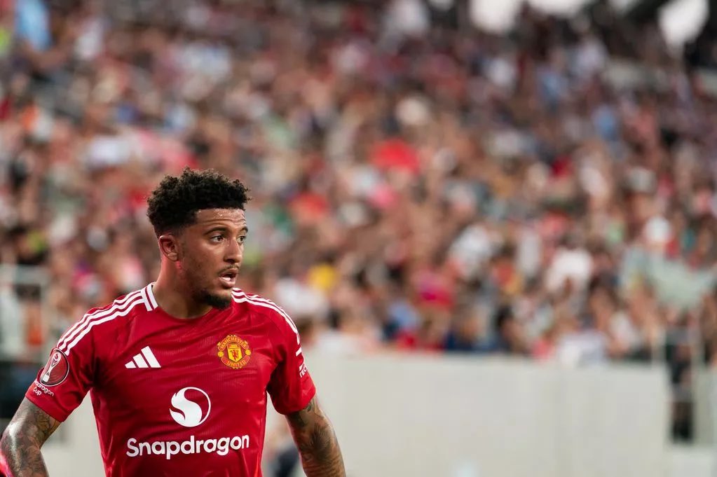 Manchester United Brasil (@manutdbr) on Twitter photo 🚨 Ciente de que Jadon Sancho rejeitou a proposta da Roma, o Manchester United insiste que o jogador encontre uma solução para o seu futuro o mais rápido possível.
<a href="/FabrizioRomano/">Fabrizio Romano</a> 🚨 Ciente de que Jadon Sancho rejeitou a proposta da Roma, o Manchester United insiste que o jogador encontre uma solução para o seu futuro o mais rápido possível.
<a href="/FabrizioRomano/">Fabrizio Romano</a>