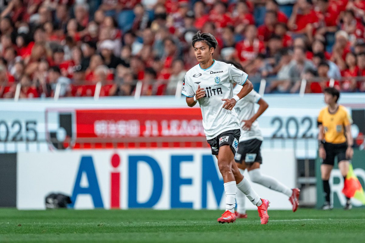 ヴィッセル神戸 2022Jリーグオフィシャルトレーディングカード 小田裕太郎 Jクラ_レギュラー2022-vol.2_