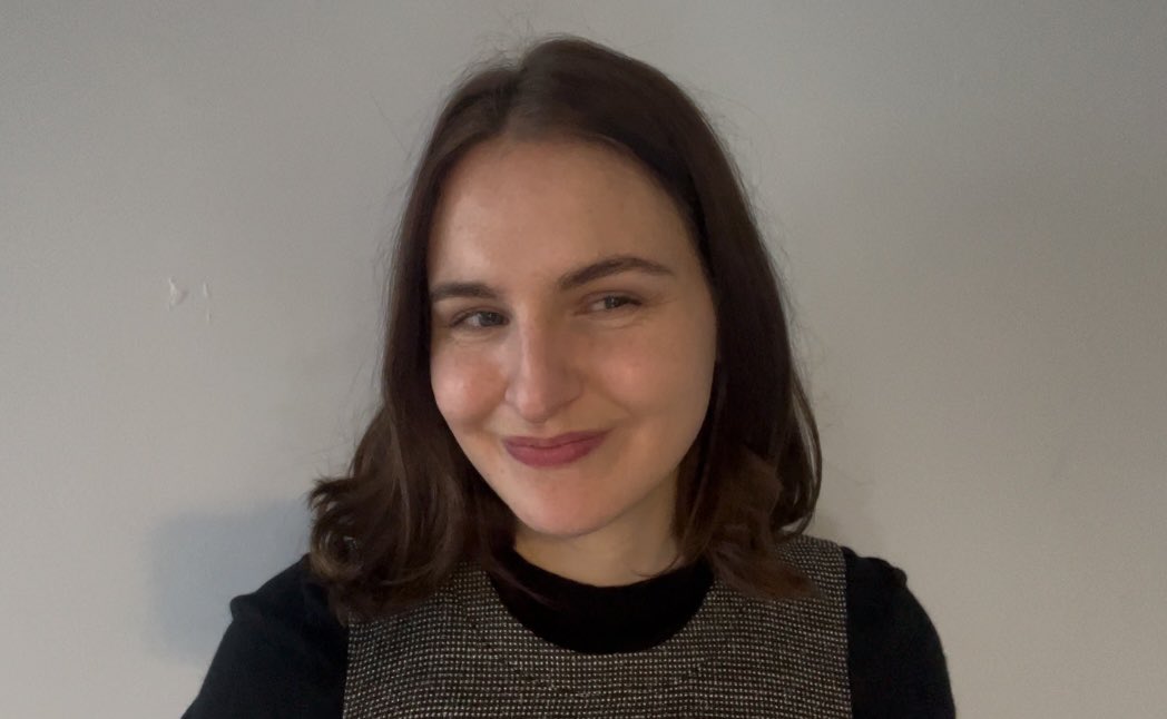 LadyInRed_eth's tweet image. Ready for September
#workworkwork