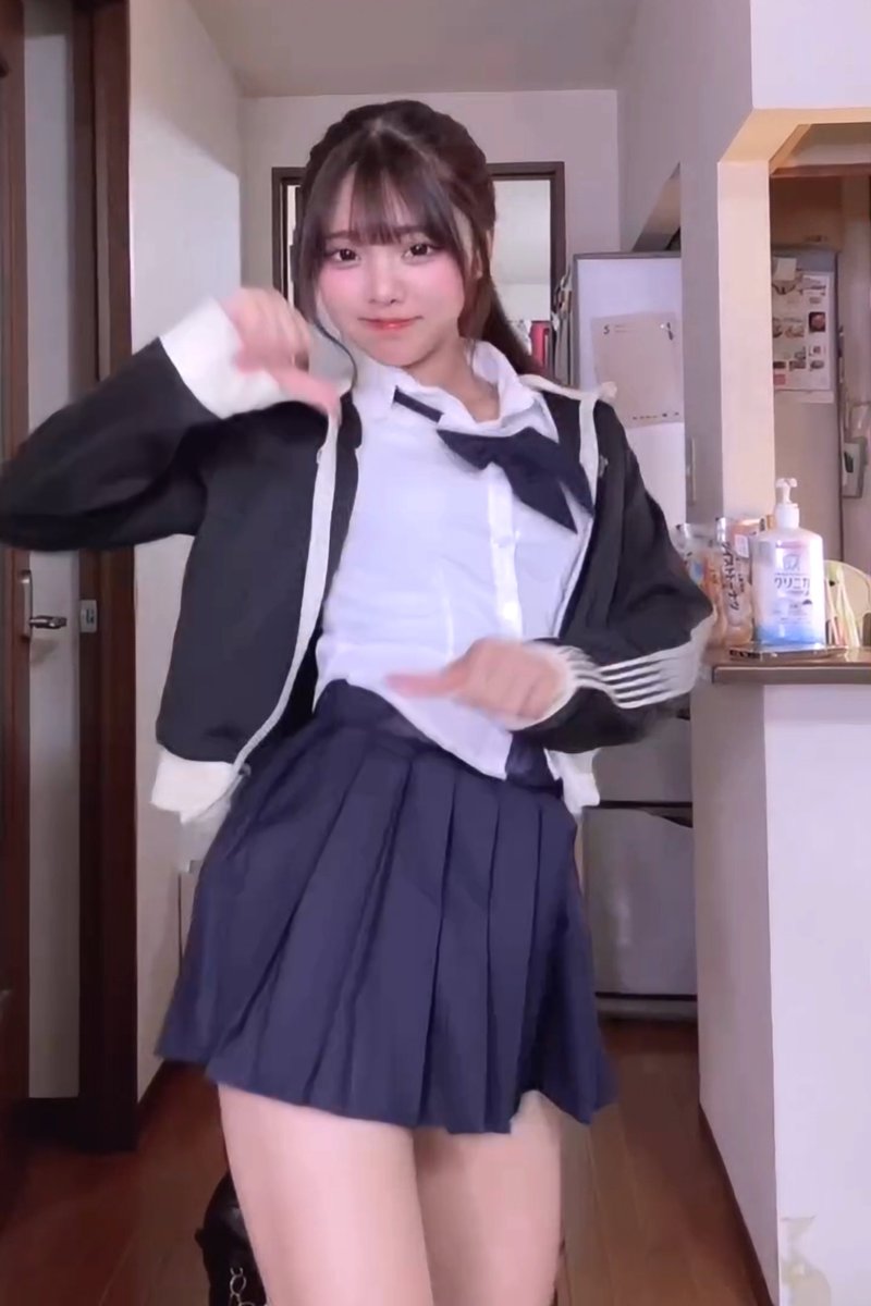 みおち、可愛すぎて一生見てられます。 https://t.co/KmnOMd4Wv7