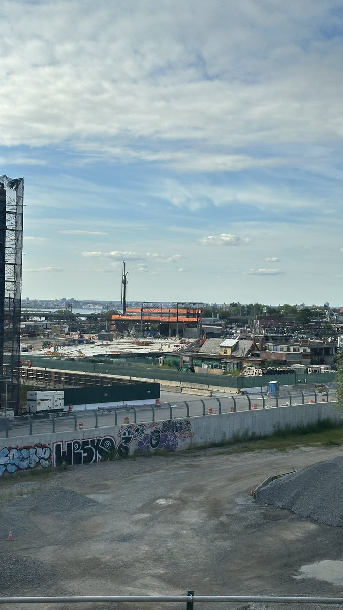 willetspointdev's tweet image. 8/18/25 - #nycfc #mets #lgm               #willetspoint #flushing #Construction #queens