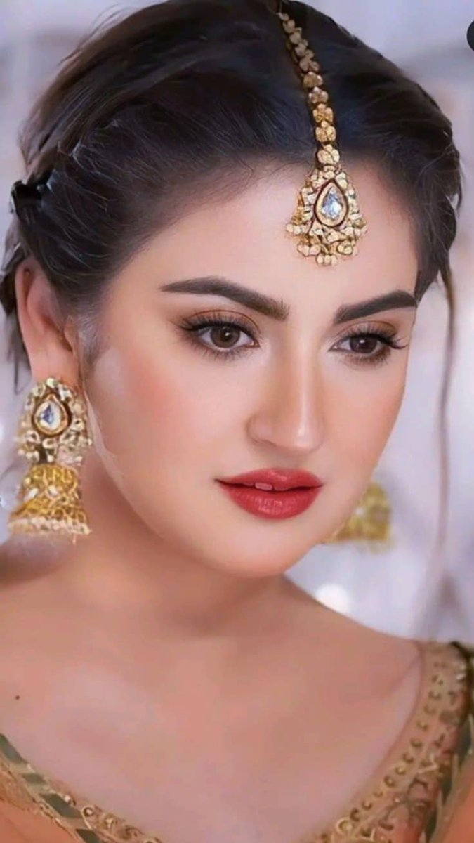 💖
میری آنکھوں کو نہیں بھاتا ہر منظر
مجھ جیسے لوگ ہر کسی سے متاثر نہیں ہوتے

#Monkey 💞💞