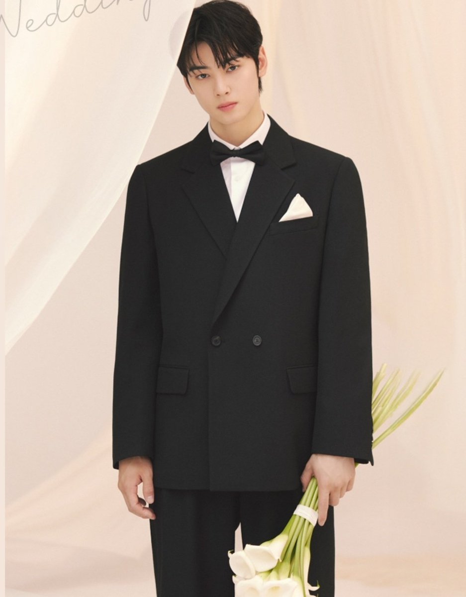 cotene29324's tweet image. Cha Eunwoo remains in his thriving era. His endorsements are all still ongoing 

New update from Liberclassy
liberclassy_official ig story 🖤

#차은우 #CHAEUNWOO 
#LIBERCLASSY