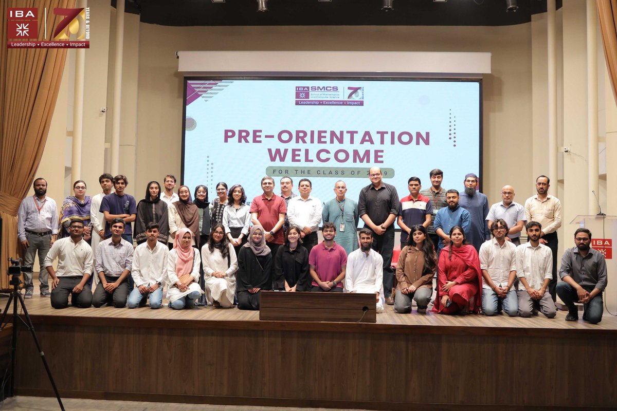 ibakhiofficial's tweet image. IBA&apos;s SMCS hosted a Pre-Orientation for new students, featuring panels with industry leaders, alumni, and senior students.

#IBAKarachi #SMCS #PreOrientation #WelcomeStudents #Leadership #Excellence #Impact