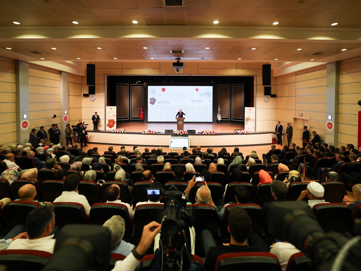 Genel Başkanımız Sayın Zekeriya Yapıcıoğlu, Ankara'da Diyanet İşleri Başkanlığı'nın düzenlediği "Darüsselam Kudüs Tanıtım Programı"na katıldı.