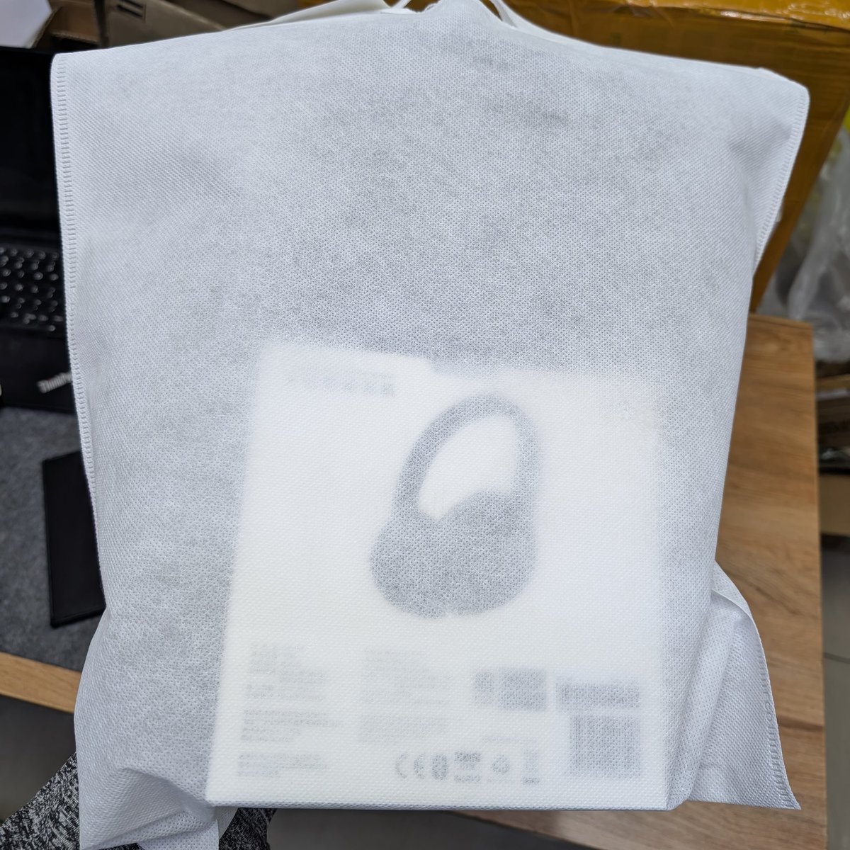 Essential Accessories Kenya (@essentiall_ke) on Twitter photo Marketer extraordinaire <a href="/Nyandia_G/">Nyandia Gachago, ACIM</a> checked in from the <a href="/mintylimeke/">Minty Lime</a> office with a clear brief:
✅ Active Noise Cancelling
✅ Low latency
✅ Long playtime
✅ Solid sound quality
✅ And of course… a hard shell case
We lined her up with the QCY H3 + Hard Case combo for just Kshs Marketer extraordinaire <a href="/Nyandia_G/">Nyandia Gachago, ACIM</a> checked in from the <a href="/mintylimeke/">Minty Lime</a> office with a clear brief:
✅ Active Noise Cancelling
✅ Low latency
✅ Long playtime
✅ Solid sound quality
✅ And of course… a hard shell case
We lined her up with the QCY H3 + Hard Case combo for just Kshs