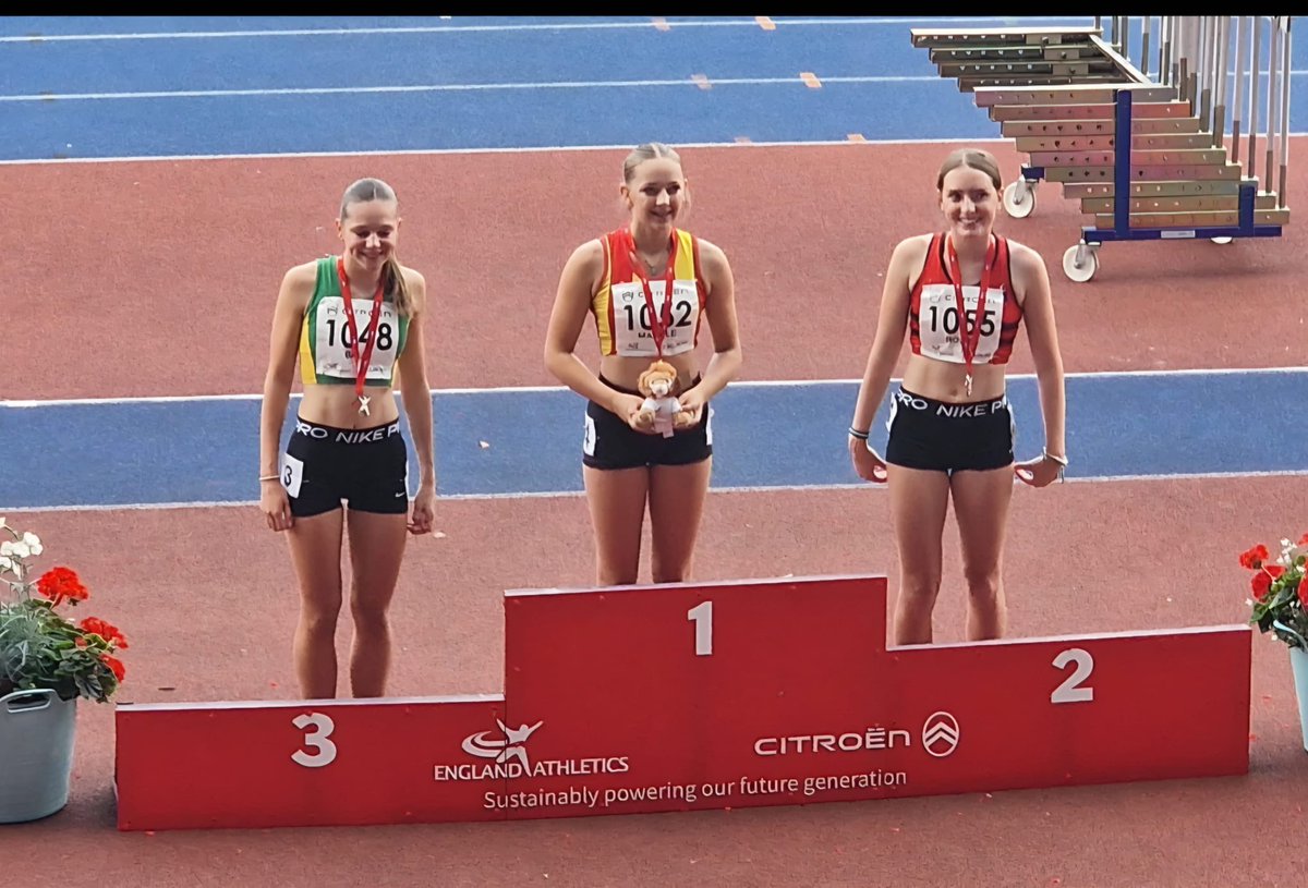 Mr Murphy PE CNCS (@murphy_cncspe) on Twitter photo Seren (yr 9, goi no into 10) came 2nd in the National combined events championships in Birmingham 🥳🥳🥳
She has had an amazing season👏👏👏
So proud of your determination, effort & focus leading to these outstanding performances!!
<a href="/CNCSMsJarman/">CNCS Ms Jarman</a> <a href="/CNCSOfficial/">Cardinal Newman Catholic School</a> Seren (yr 9, goi no into 10) came 2nd in the National combined events championships in Birmingham 🥳🥳🥳
She has had an amazing season👏👏👏
So proud of your determination, effort & focus leading to these outstanding performances!!
<a href="/CNCSMsJarman/">CNCS Ms Jarman</a> <a href="/CNCSOfficial/">Cardinal Newman Catholic School</a>
