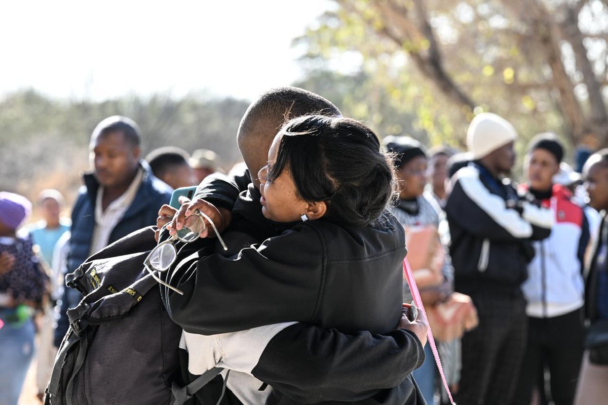 SANDF_ZA's tweet photo. Officer Commanding 3 South African Battalion, Colonel Tobela Ngwane confirmed that their unit will be responsible for the training of recruits.

#SANDF
#BasicMilitaryTraining https://t.co/2tajA7tfeH