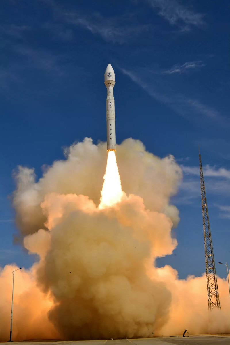 djfnfkdkdkz's tweet photo. China has successfully launched the Kinetica-1 Y10, carrying a total of seven satellites, including the Zhongke Satellite 05, Multifunctional Test Satellite 02-01, 02-02, and 02-03 (Tiantuo-6), Tianyan-26, ThumbSat-1, and ThumbSat-2. https://t.co/L1jcs9l9AN