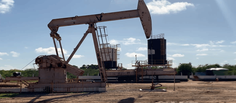 araujo49's tweet photo. Azevedo &amp; Travassos Energia inicia produção de gás em Periquito
- Poço ALC-4 começou a produção comercial de gás natural no final de julho, com 23 boe/d no mês, maior volume até o momento
#AzevedoTravassosEnergia #ATE #azte4 #Periquito #gás #óleo
https://t.co/E2wbcrV3fo https://t.co/5RbKRWBICg