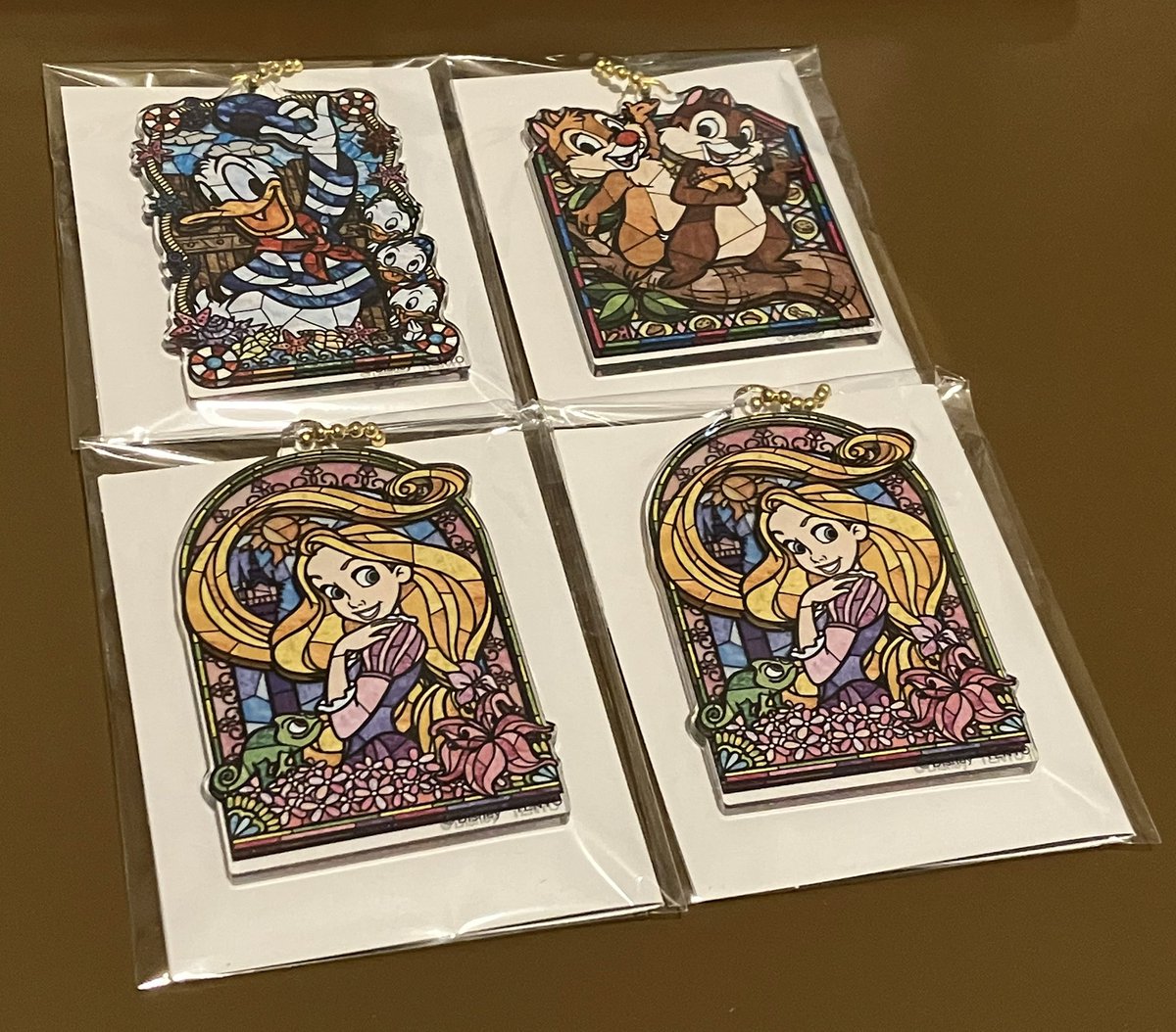 【交換・譲渡】Disney Market ディズニーマーケット 先行販売グッズ 二層アクリルキーホルダー

譲 画像のもの(ラプンツェル・チップとデール・ドナルドダック)
求 定価+送料＞＞固ツイ＞＞＞同種ベイマックス
