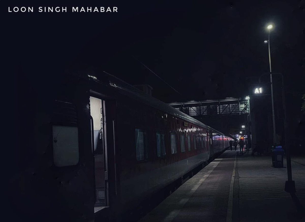 LS_MAHABAR's tweet photo. प्रकृति और संस्कृति को कैमरे में सहेजिए उनके संरक्षण के संकल्प के साथ! 

विश्व फोटोग्राफी दिवस की शुभकामनाएँ! https://t.co/IVXdkGuBb5