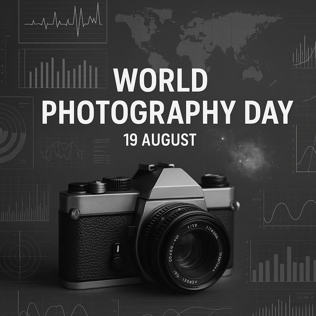 IPLab_Rajkot's tweet photo. From #SilverHalide Films to #DigitalSensors, every #Photo is born from #QuantumMechanical #dance of #photons!
Just as nature records the #light at #Quantum scale, #IPR records #Ownership of #Creator of photo
On #WorldPhotographyDay, let’s honor both #Science of Light & Creators https://t.co/Jpgiso2G7O