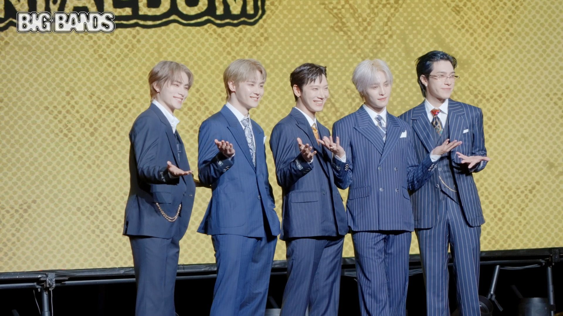 WayV　ウィンウィンセット NCT WayV ウィンウィン トレカ セット - メルカリ