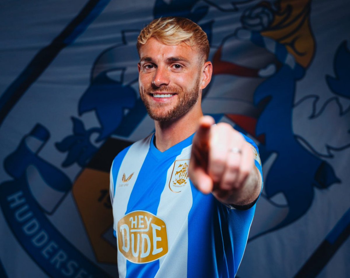 Happy birthday to our captain Ryan Ledson and Jack Whatmough. 🎉

#HTAFC