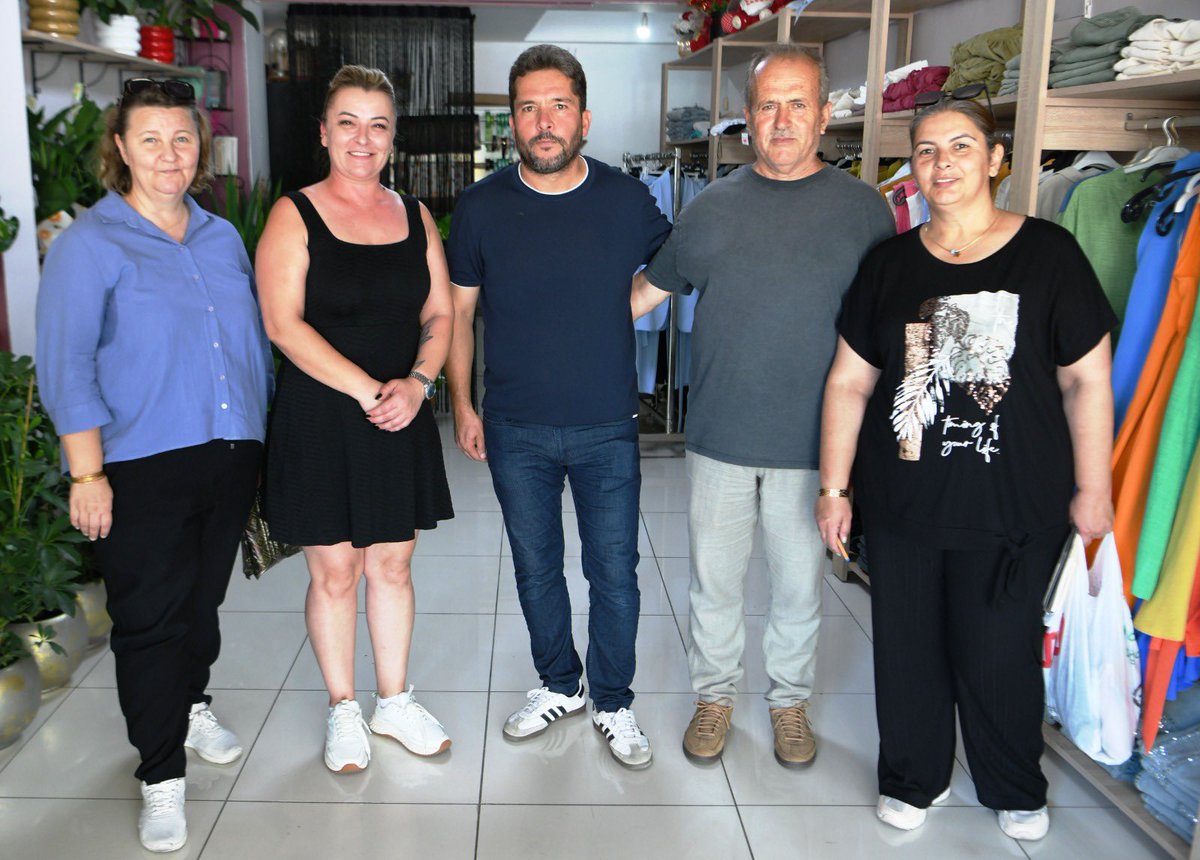 AkPartiLapseki's tweet photo. Çıktığımız bu kutlu yolda sıkılmadık el,
Çalınmadık kapı , girilmedik gönül bırakmayacağız.
 
Bugün İlçe Başkanımız Ahmet Evran ve Yönetim Kurulu üyelerimiz ile Lapseki’mizin Pazar  sokak ve Atatürk caddesinin bir bölümü esnaflarımızı ziyaret ederek işyerlerine misafir olduk. https://t.co/f8Rey7RJOW