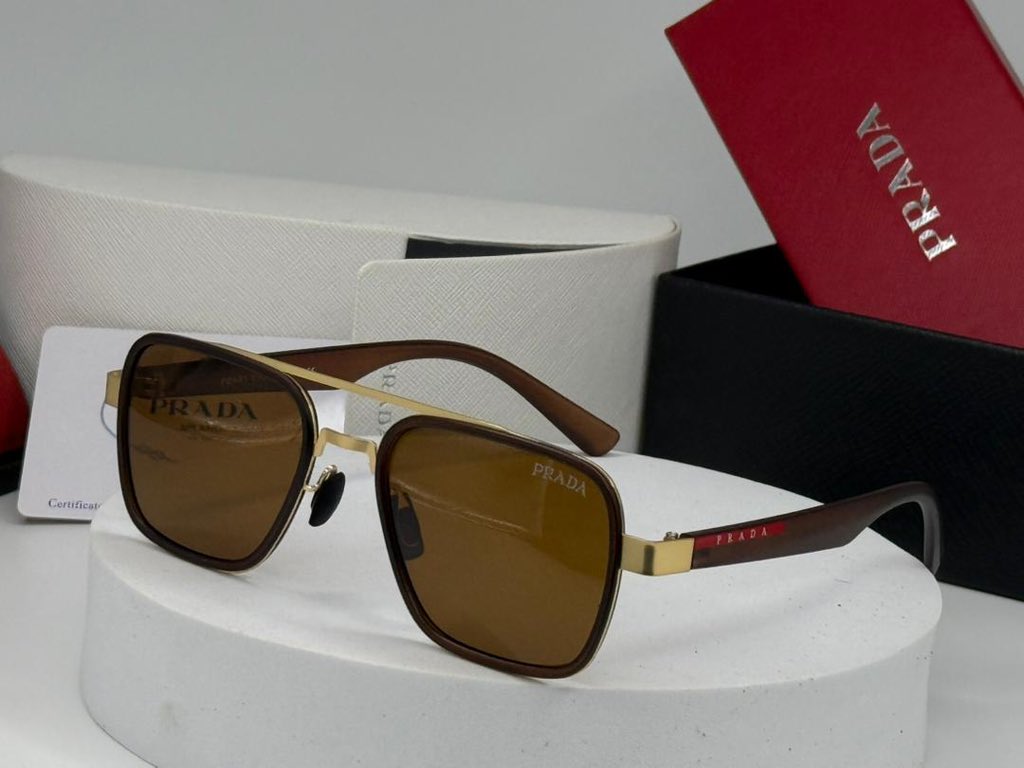 munerhh2's tweet photo. High-Quality Fashion Frames 

✔ Suitable for Lens Replacement
📦 Comes in a branded packaging box
🚚 Nationwide delivery 
🏷️ 19k
Disclaimer As required by law, we are not an authorized dealer and have no affiliation, Sponsorship or any partnership with any of the designer brand https://t.co/icjxsdbU9S