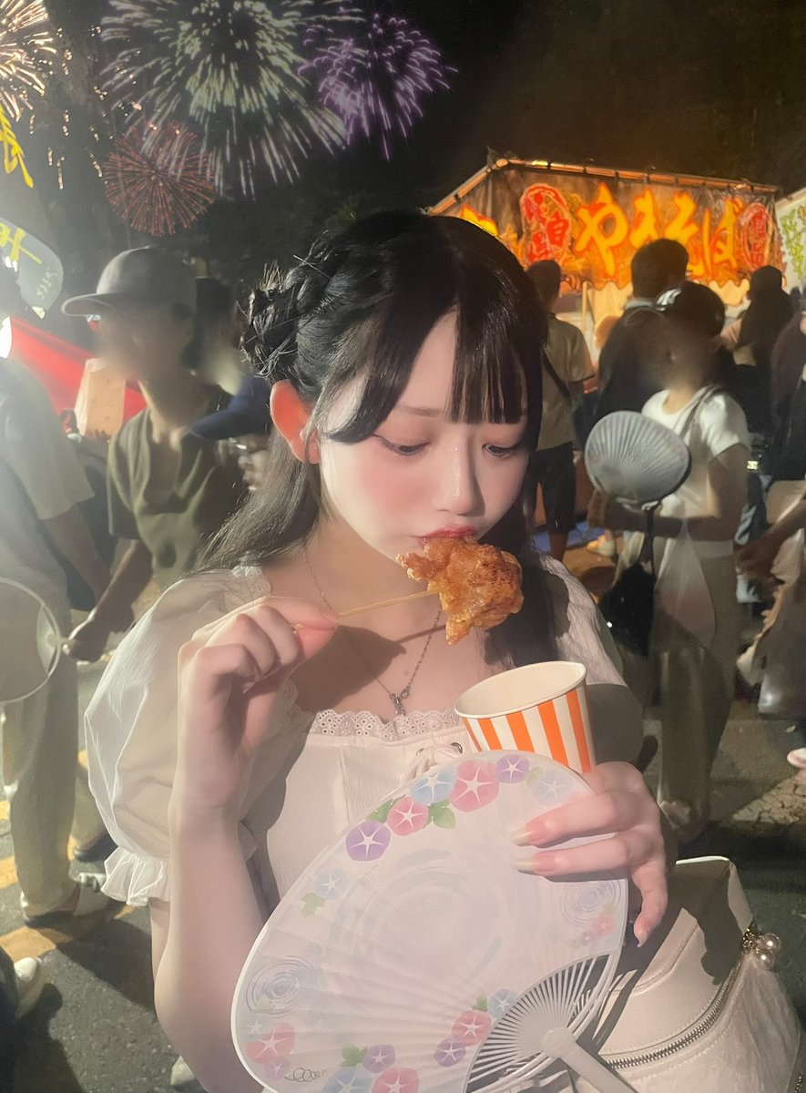 ruuruu_0930's tweet photo. 世の中可愛い子が多すぎる
るうかは、可愛すぎるけども https://t.co/dgcKfh0XqI
