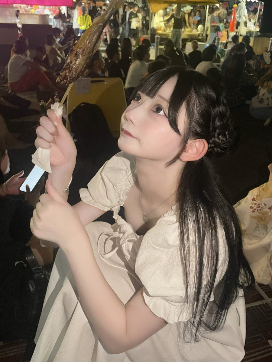 ruuruu_0930's tweet photo. 世の中可愛い子が多すぎる
るうかは、可愛すぎるけども https://t.co/dgcKfh0XqI