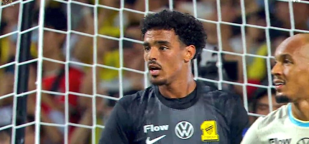 #النصر_الاتحاد
واضح الخلل ..
هدف غريب عجيب ..
لاعب شاب وقدامه المستقبل ..
