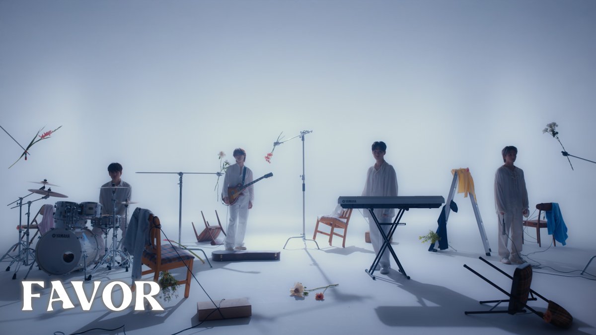 [W24] 'Трава у дома(Trava u doma)' MV Teaser

🔗 Youtu.be/rxodVOijnD0

#w24 #Howon #Jonggil #Aaron #Yunsoo