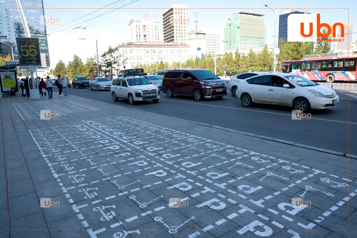 Бас юу вэ псда гэж. Нянка ллр чи хаашайм гаж донтоймуу? ТҮЦ ачаашснаа явган зам дээр скүүтрийн зогсоол шаацан ч байх шиг🤦🏻‍♂️
