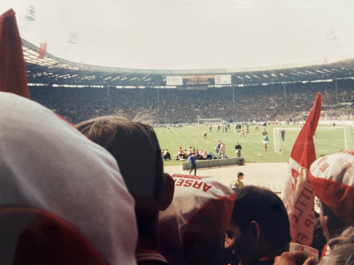 🔴⚪️Gary Jones💥💨 tweet media