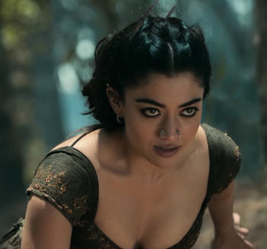 Where to find such vampires ?? #RashmikaMandanna #rashmika #thama #beingfilmyy