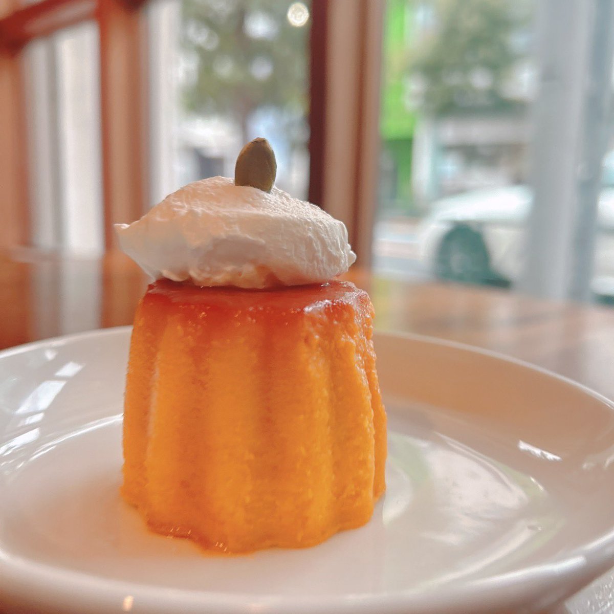 🖊️ご予約について

〈日程〉8月24日（日）

モーニング▷8:30〜10:00
一部▷10:00〜14:00
二部 ▷15:00〜18:00 

第一部、第二部共に残席少なくなってまいりました。
モーニングはまだ余裕ございます✨
ご予約は人数とお時間を添えてDMまでお待ちしております！

#cafesavanna