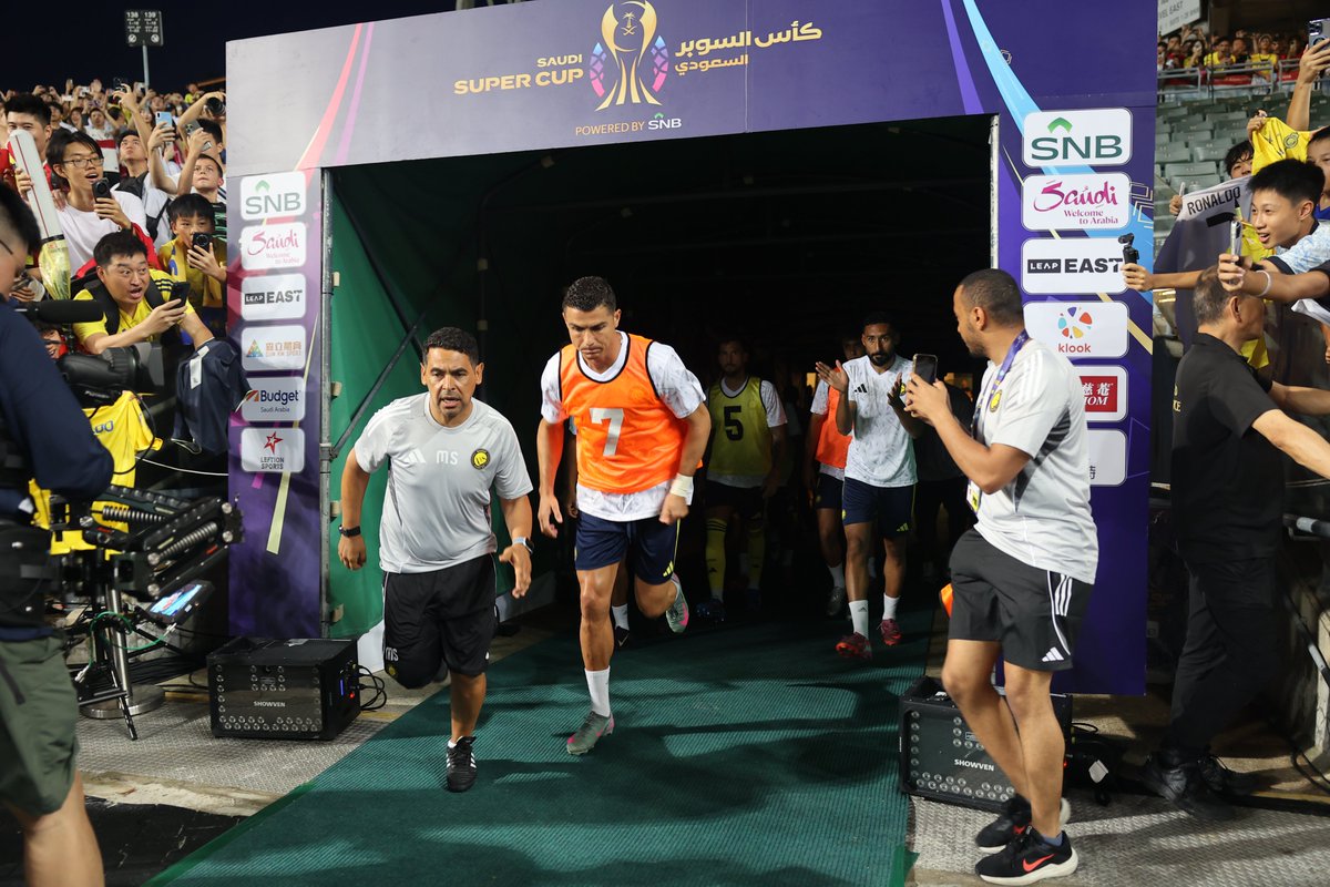 Ronaldo steps out. Hong Kong holds its breath.

Just moments to go until <a href="/SaudiSuperCup/">كأس السوبر السعودي</a> kicks off. 

#LEAPEast #SaudiSuperCup <a href="/Cristiano/">Cristiano Ronaldo</a>