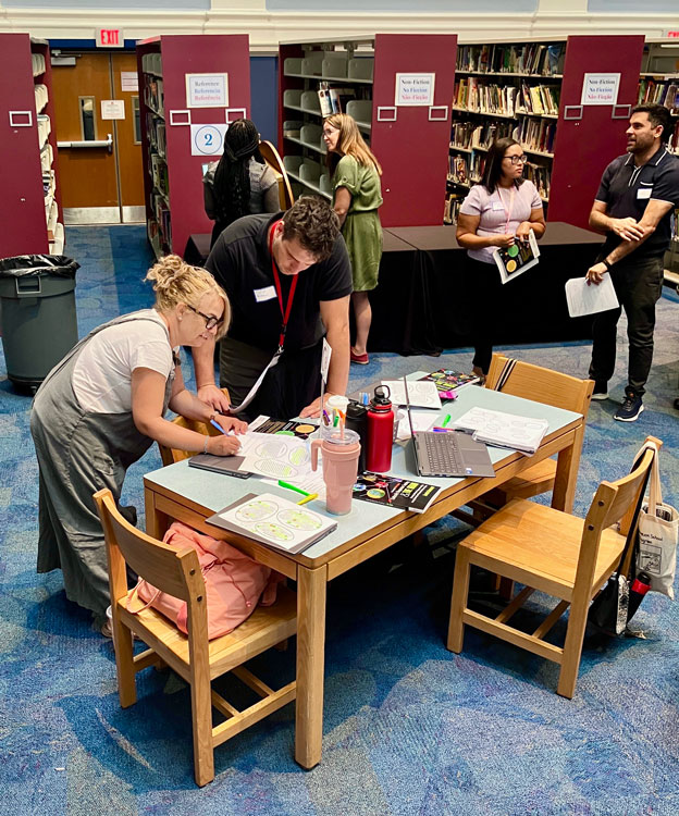 SalemSchoolsk12's tweet photo. There is already a buzz on the campuses of Salem Public Schools...

Day one of New Teacher University in which we welcomed our new educators, who dove deep into our core values, culturally responsive teaching and made lots of new friends.

We're ready...
#BackToSchool2025 https://t.co/hIe9EyUB5n