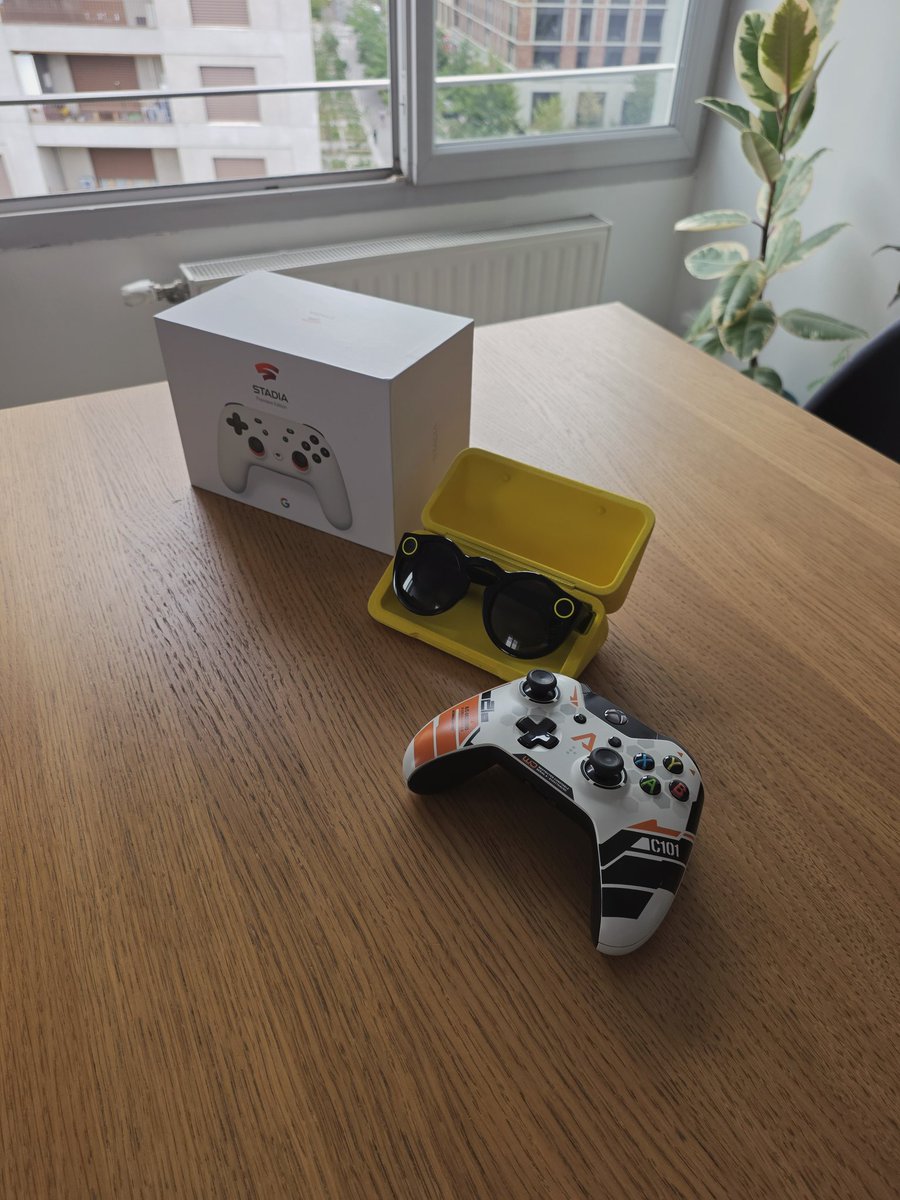 J'ai retrouvé des pépites dans le placard #snapchat #stadia #google #Titanfall