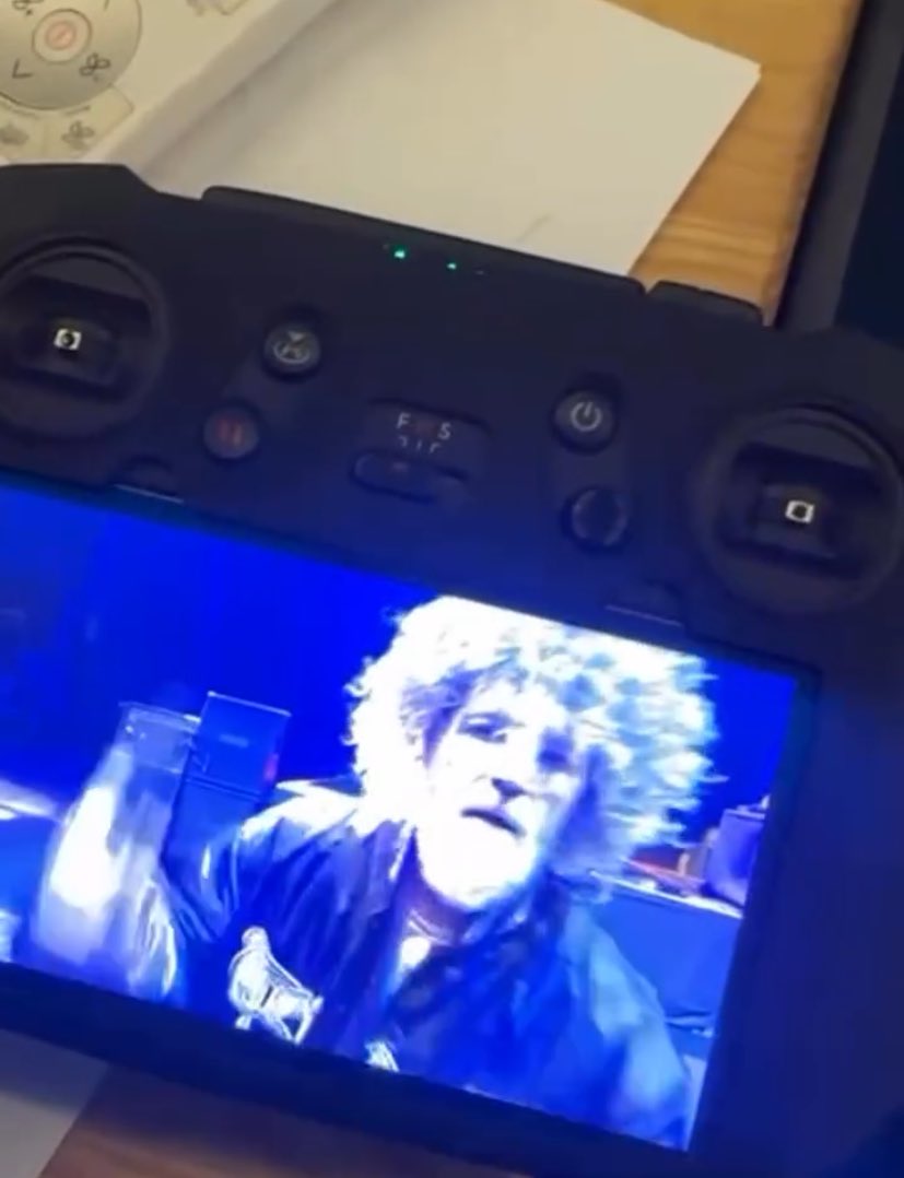 Arif Ç.(#çilekeşkonserinegidecek) tweet media