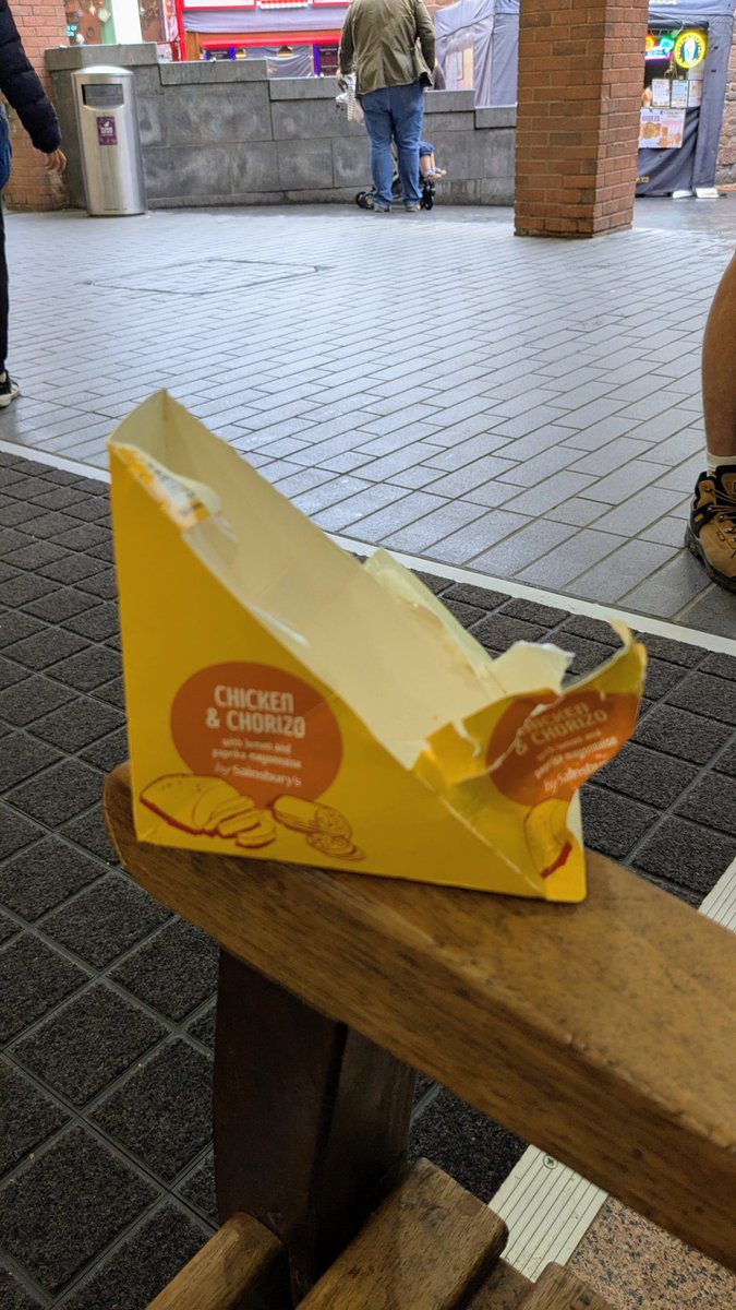 Sadglad π (@glenaallen) on Twitter photo <a href="/startedabin/">Started a bin</a> Exeter today, lunchtime rubbish started a bench bin, just 25 feet away from a proper bin π€¨π <a href="/startedabin/">Started a bin</a> Exeter today, lunchtime rubbish started a bench bin, just 25 feet away from a proper bin π€¨π